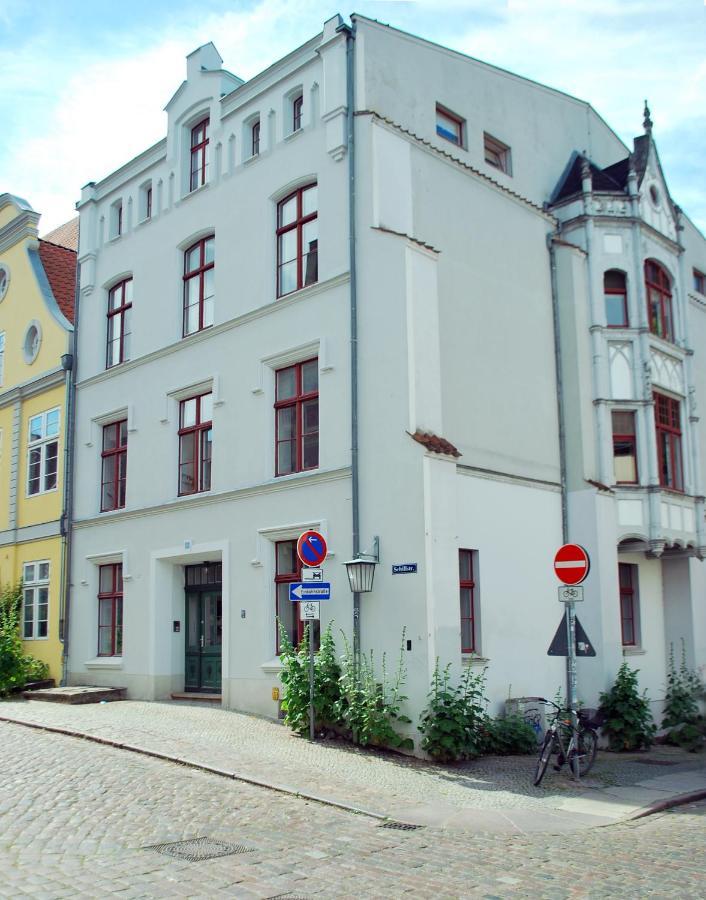 Studios Am Kniepertor In Der Altstadt Stralsund Esterno foto